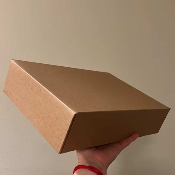 π 10/$10 π Brown Gift Box 3" x 9" x 13.5" - Picture 2 of 2